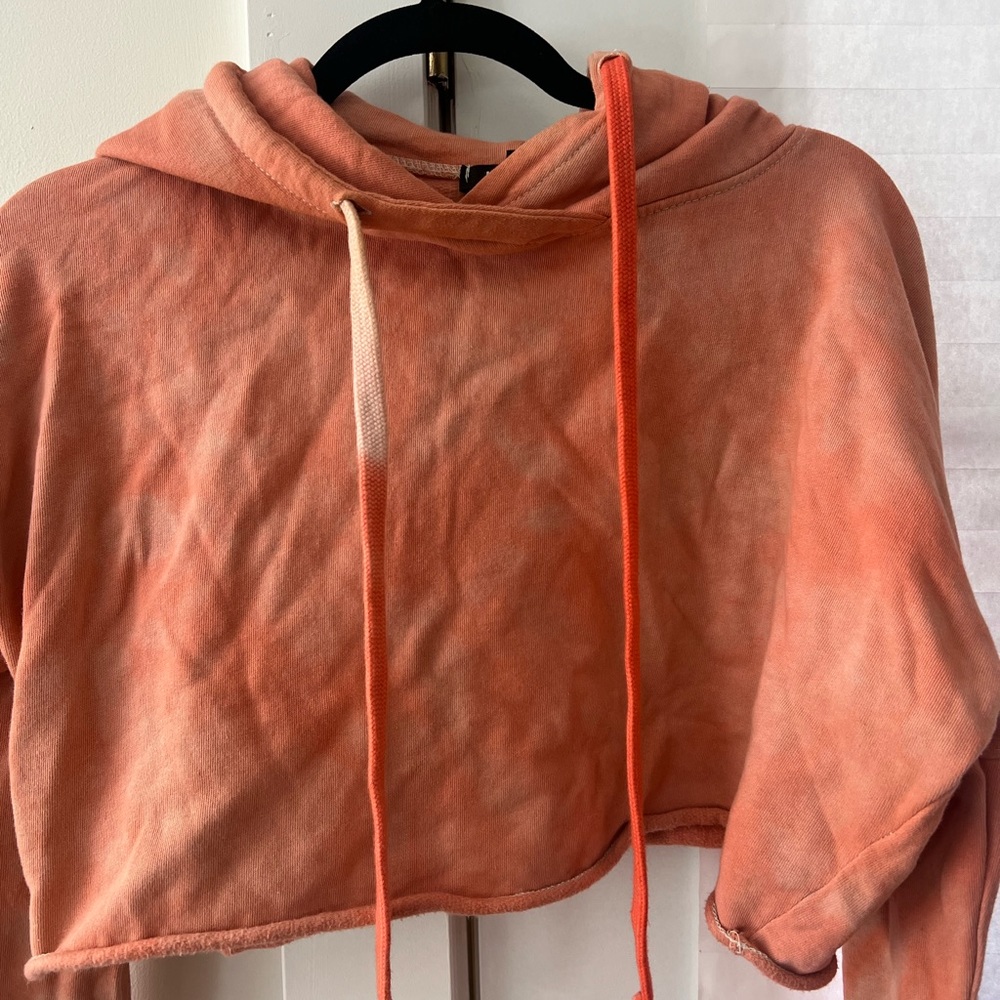 Cropped Hoodie - Picture 3 of 7